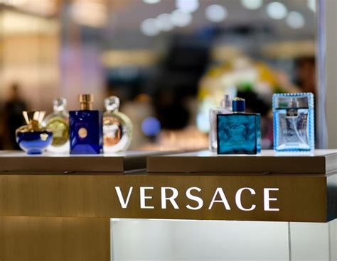 il miglior versace profuml.qual e|I migliori profumi Versace: eleganza e design iconico.